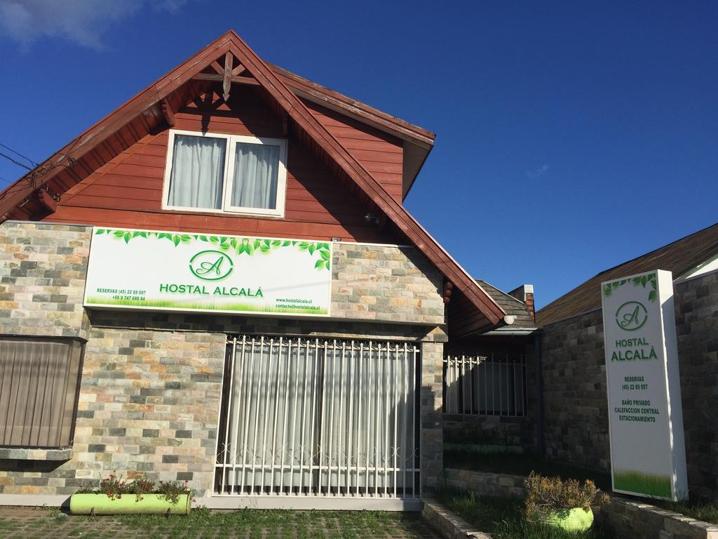 Hostal Y Departamentos Alcala 테무코 외부 사진