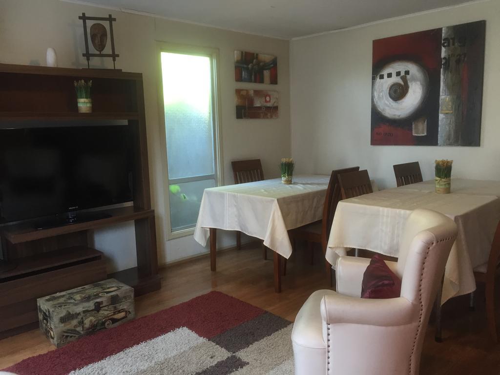 Hostal Y Departamentos Alcala 테무코 외부 사진