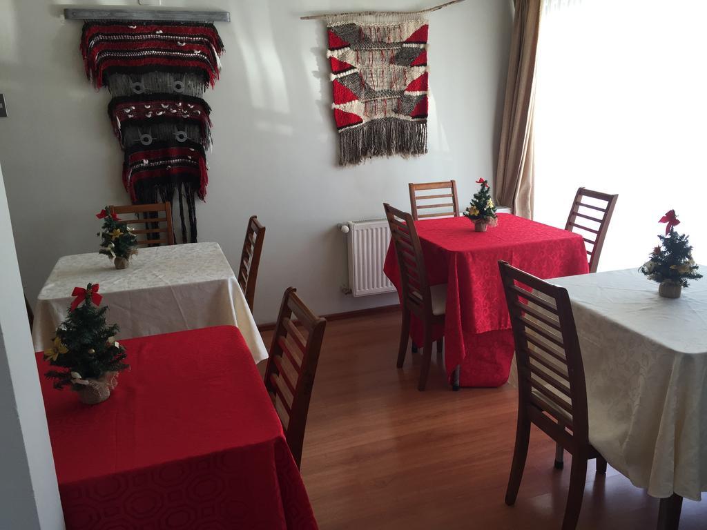 Hostal Y Departamentos Alcala 테무코 외부 사진