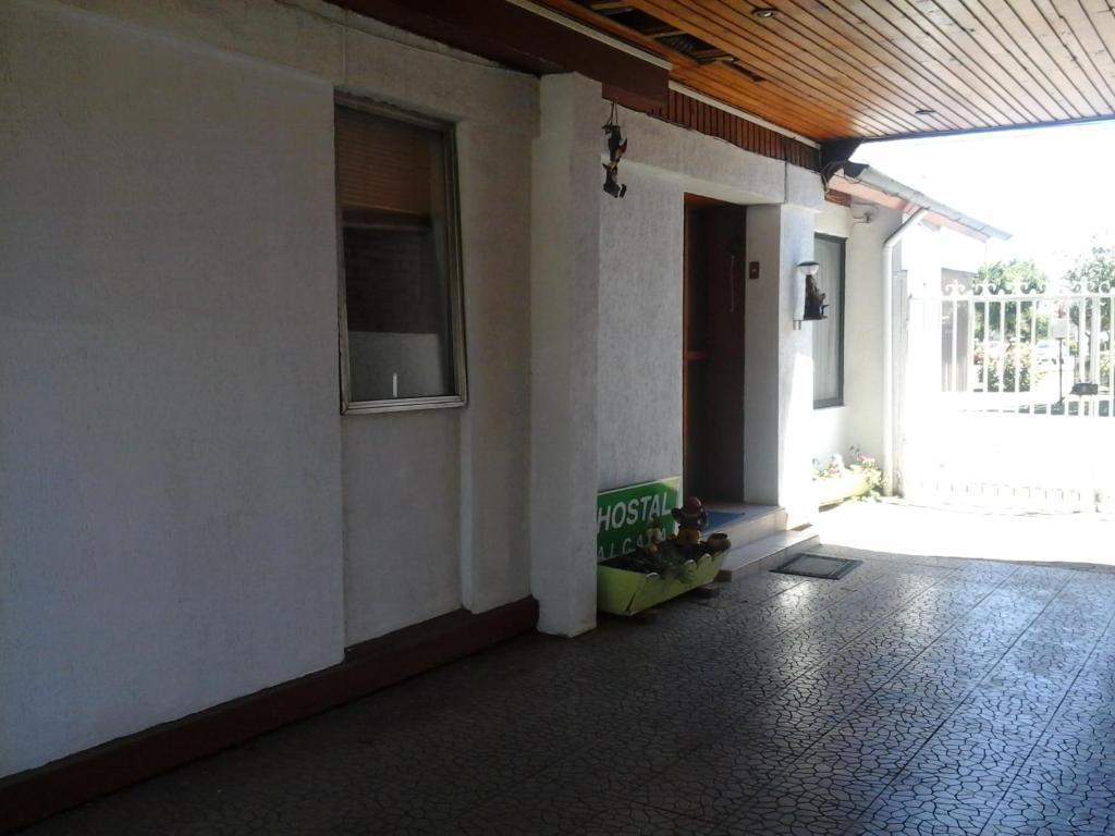 Hostal Y Departamentos Alcala 테무코 외부 사진